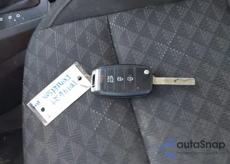 2021 Kia Rio S из США, поврежденный, VIN 3KPA24AD1ME397402